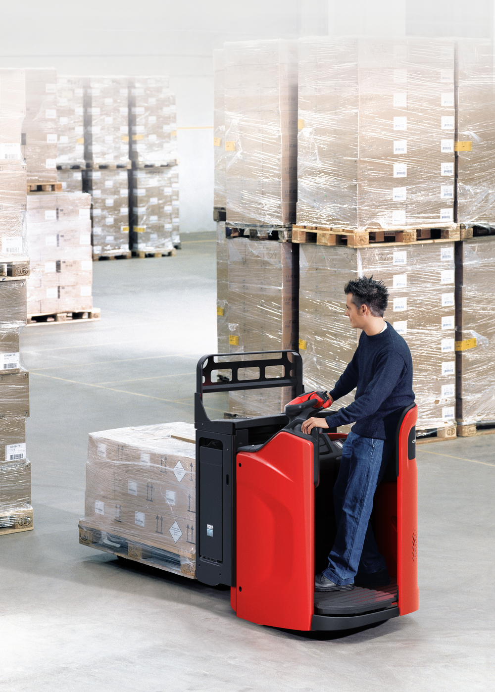 Linde T20 SP pallettruck met vast staplatform te huur