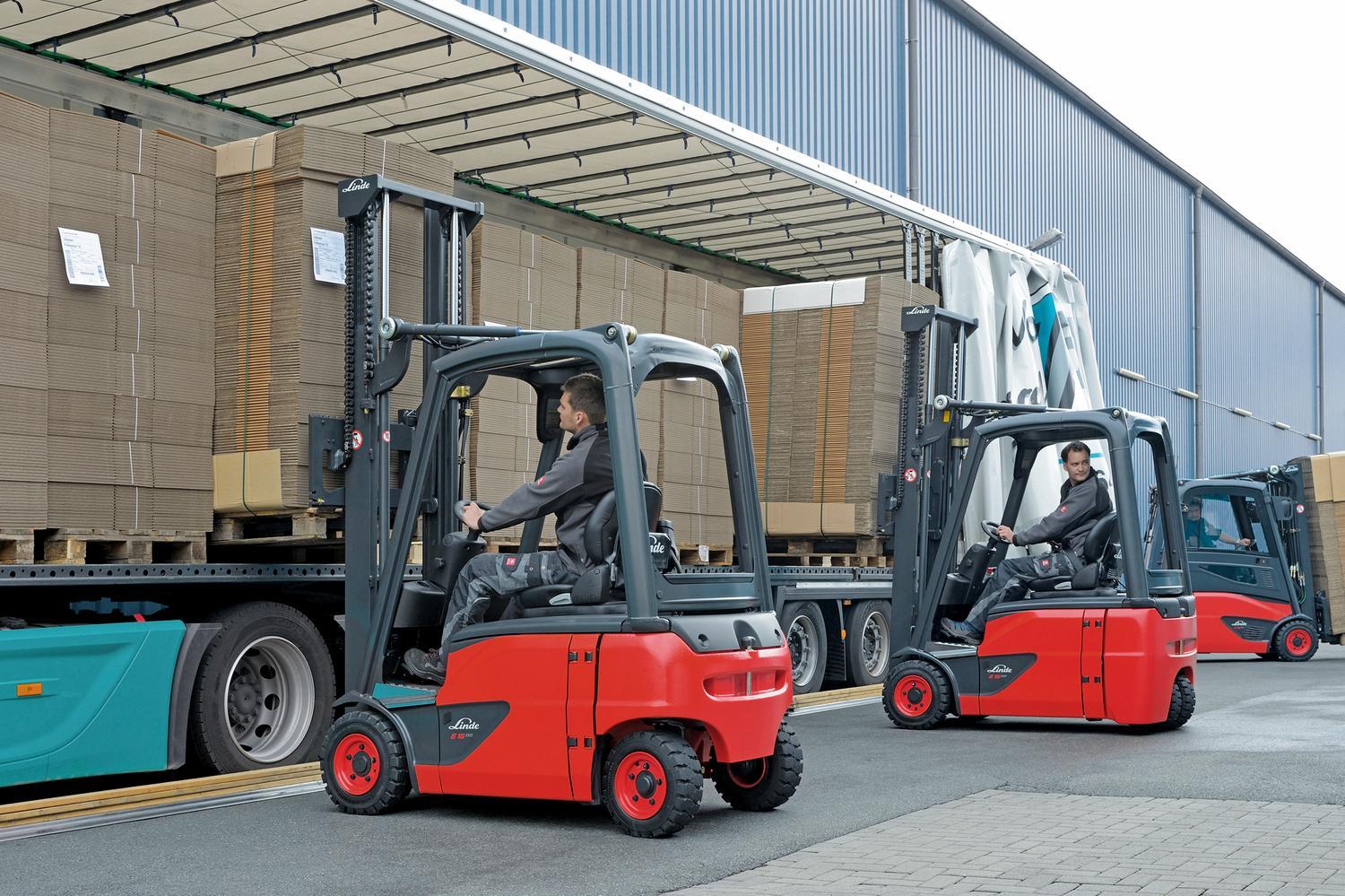 Motrac occasion vestiging Apeldoorn Wilmersdorf 32 voorraadtrucks