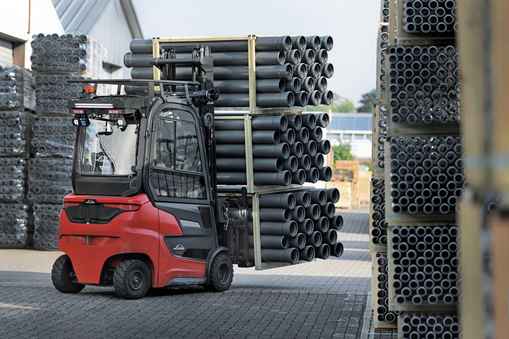 Linde Xi16 - Xi20 P elektrische heftruck boor buiteninzet