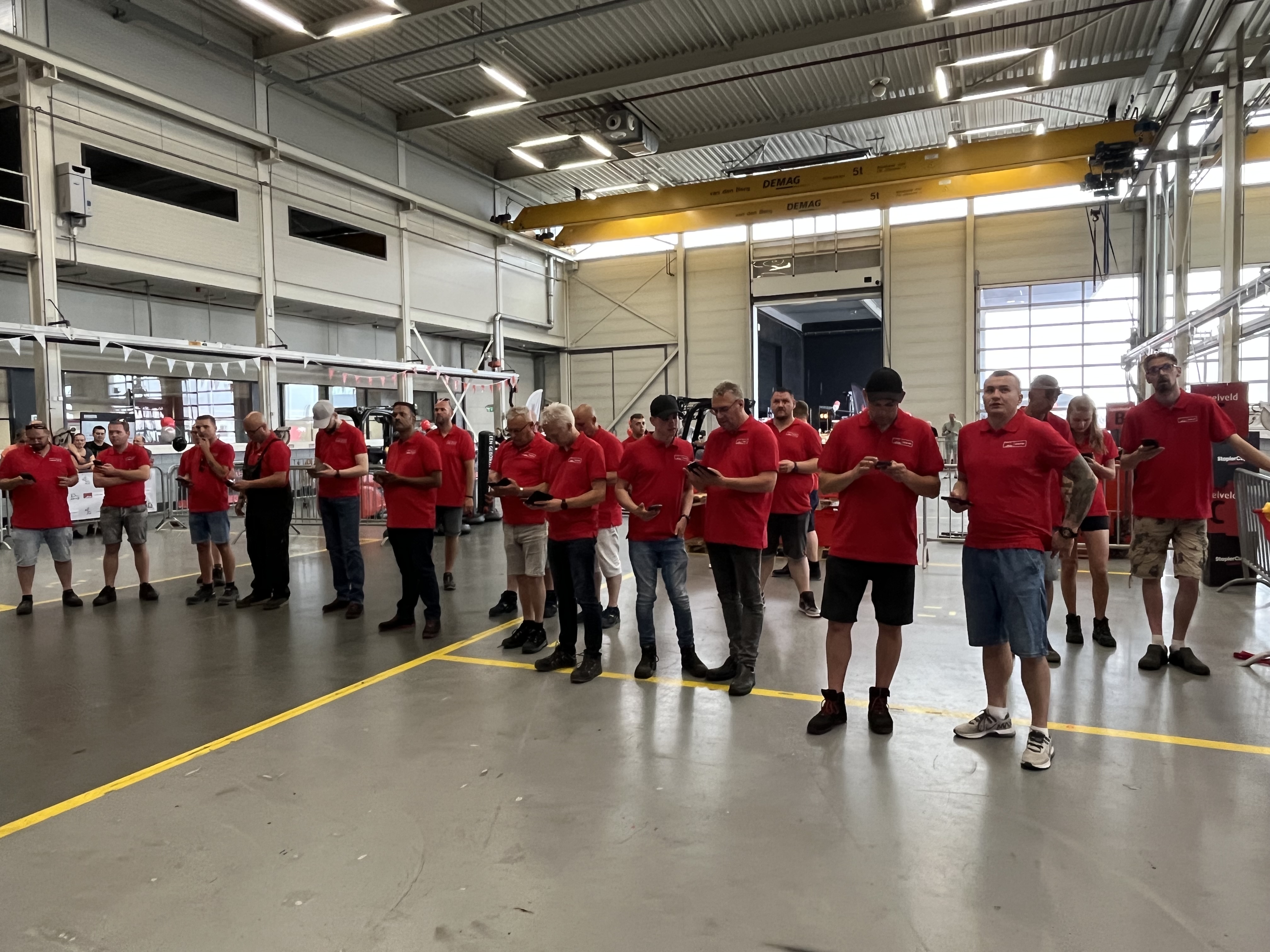 Quiz per telefoon over heftruckkennis tijdens HeftruckCup 2025