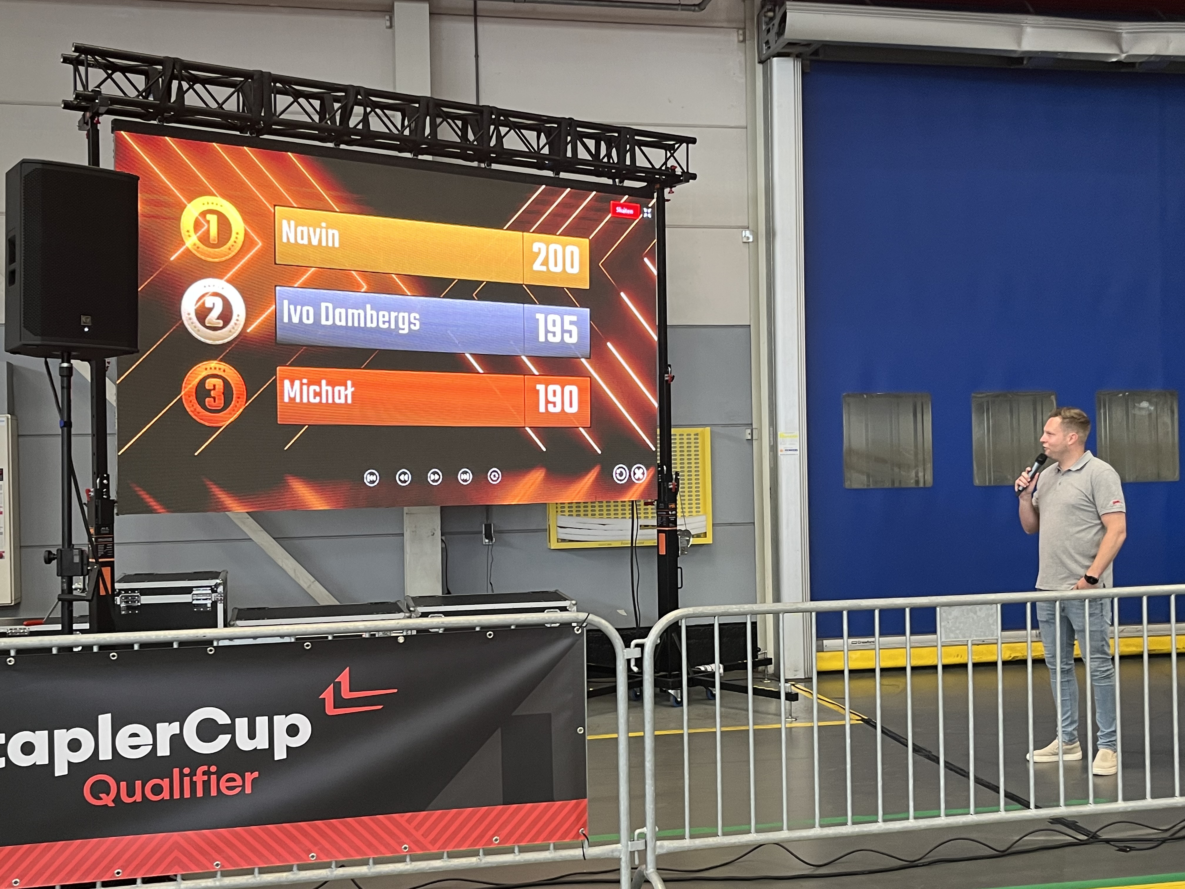 Digitale kennisquiz tijdens HeftruckCup 2025