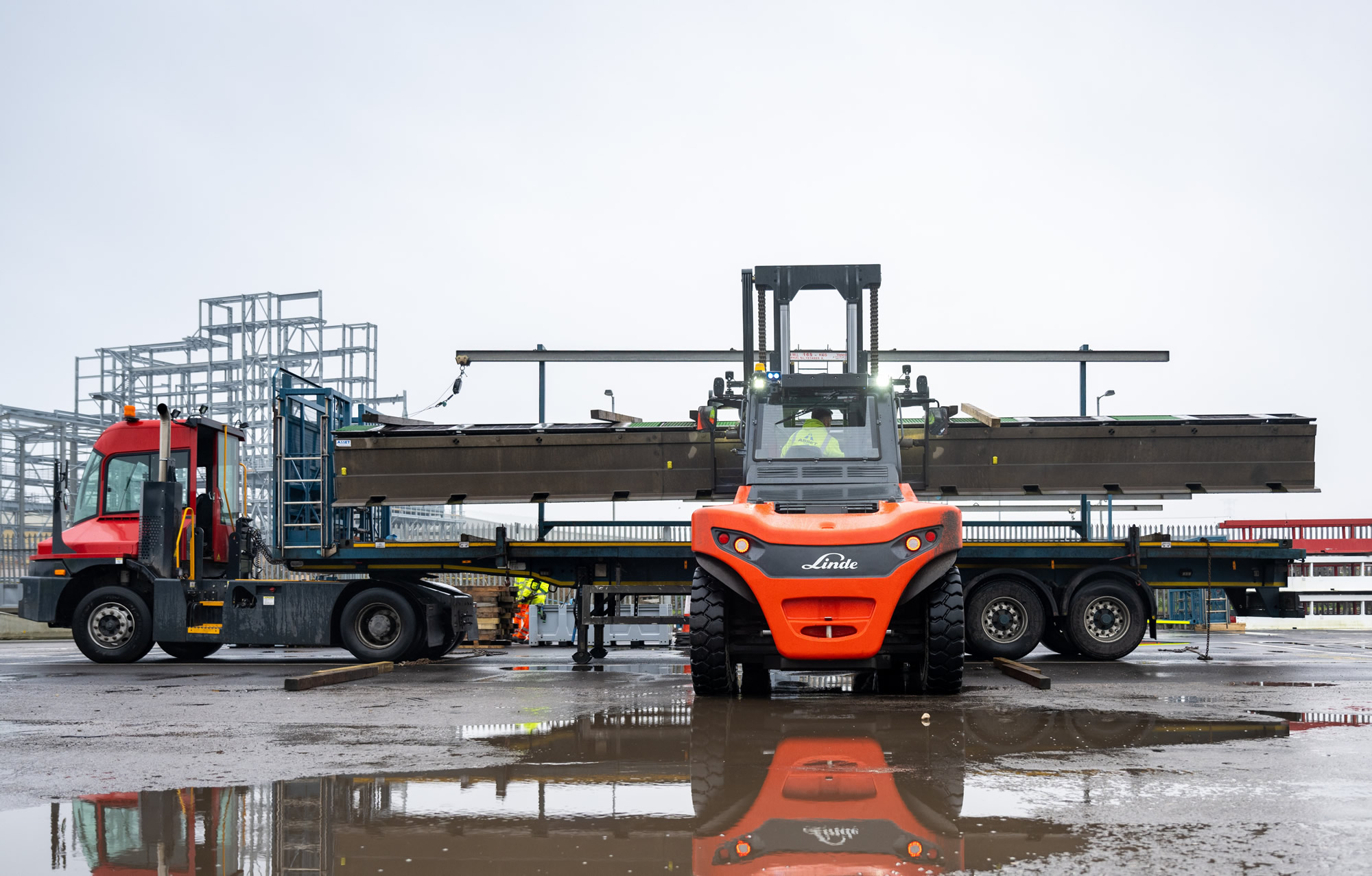 Linde E100-180 elektrische heftruck met zware last