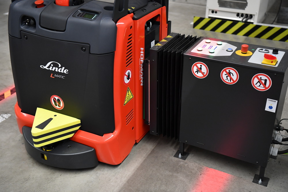 Linde_MH_ebm-papst_laadstation