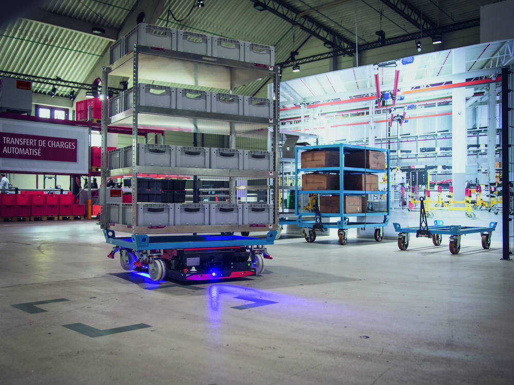 Linde C-MATIC tussen picklocaties en inpakstation